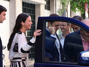 Jorge Navalpotro, Victoria Federica y Froil&aacute;n acompa&ntilde;an al rey Juan Carlos