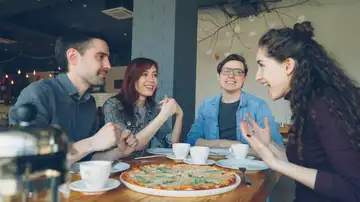 Imagen de archivo de amigos. Imagen de archivo de amigos.