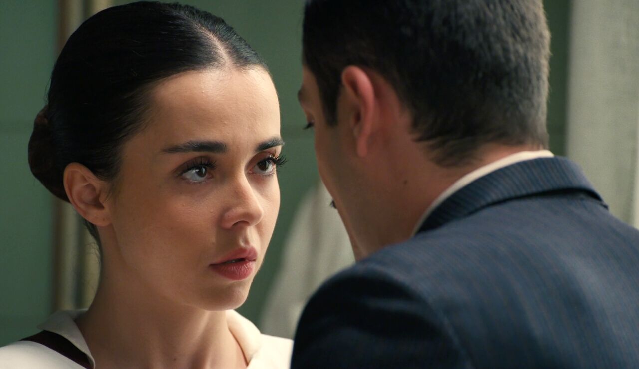 Cap&iacute;tulo 533 de Sue&ntilde;os de libertad; 6 de abril: Tasio y Paula vuelven a besarse mientras Gorito acepta la propuesta de &Aacute;lvaro