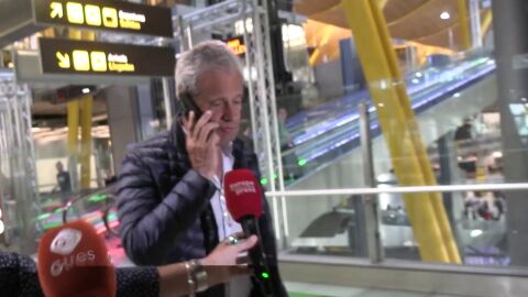 Javier Merino con la prensa