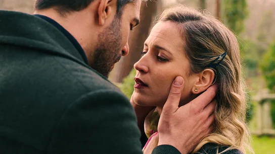 Avance del próximo capítulo de Sueños de libertad: Andrés y Valentina dan un paso más con un beso que lo cambiará todo Avance del próximo capítulo de Sueños de libertad: Andrés y Valentina dan un paso más con un beso que lo cambiará todo