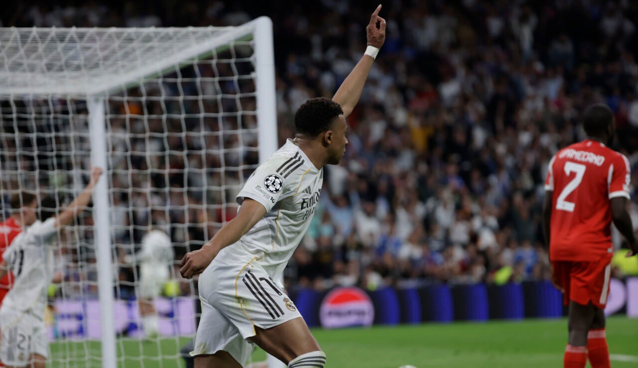 Mbapp&eacute; tras marcar el 1-2 en el Real Madrid-Bayern