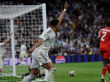 Mbapp&eacute; tras marcar el 1-2 en el Real Madrid-Bayern