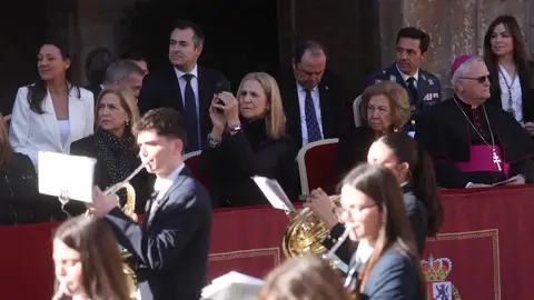 Infantas Elena y Cristina en Semana Santa Infantas Elena y Cristina en Semana Santa