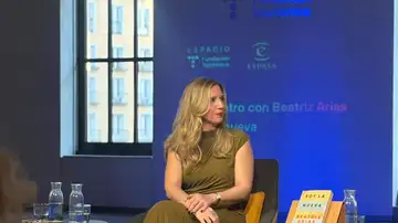 Beatriz Arias presenta su novela 'Soy la nueva' Beatriz Arias presenta su novela 'Soy la nueva'