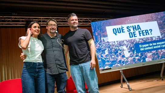 El portavoz de ERC en el Congreso de los Diputados, Gabriel Rufián (d) y la secretaria política de Podemos y eurodiputada, Irene Montero El portavoz de ERC en el Congreso de los Diputados, Gabriel Rufián (d) y la secretaria política de Podemos y eurodiputada, Irene Montero