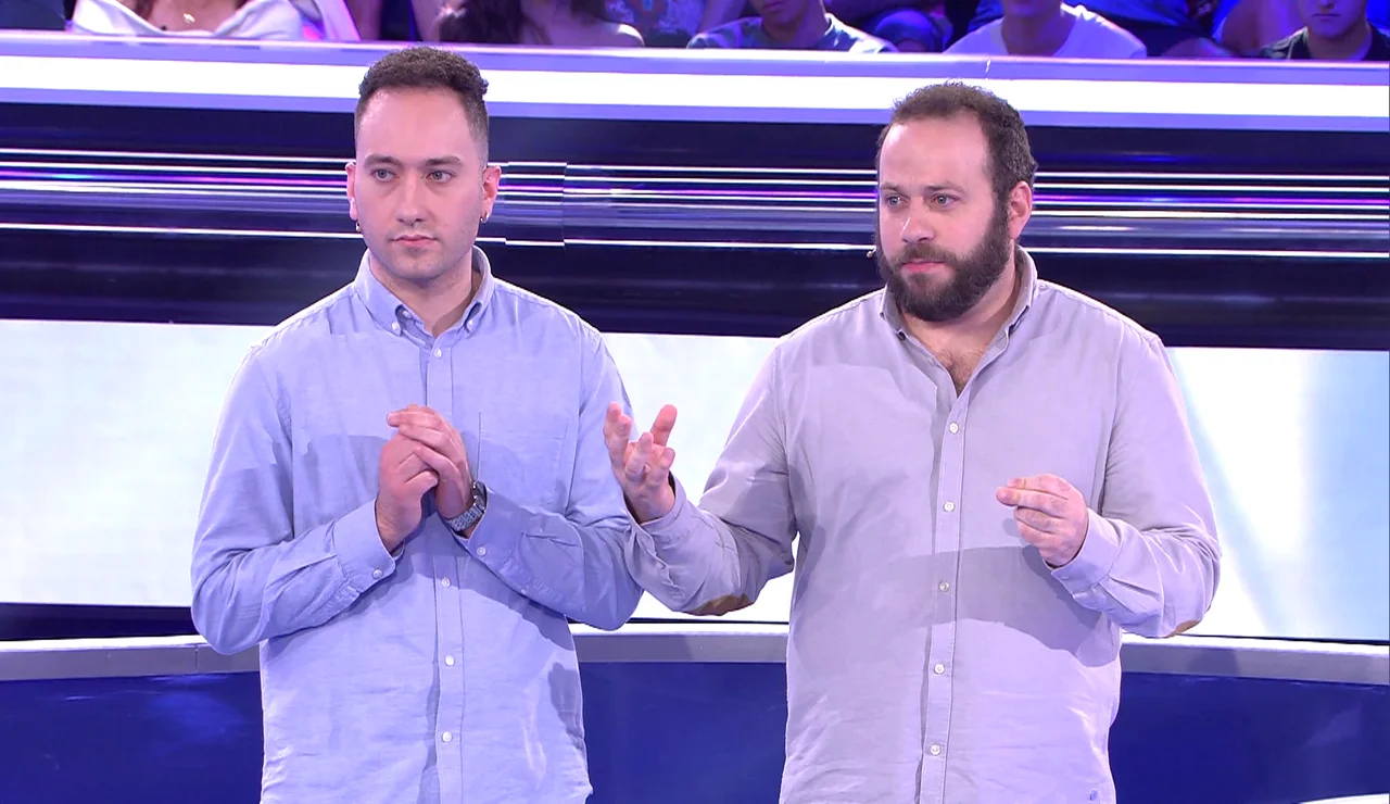 Un comentario de Manel Fuentes determina si Juan y Emérito ganan 25.000 euros: ¿se la sabían antes de escucharlo?