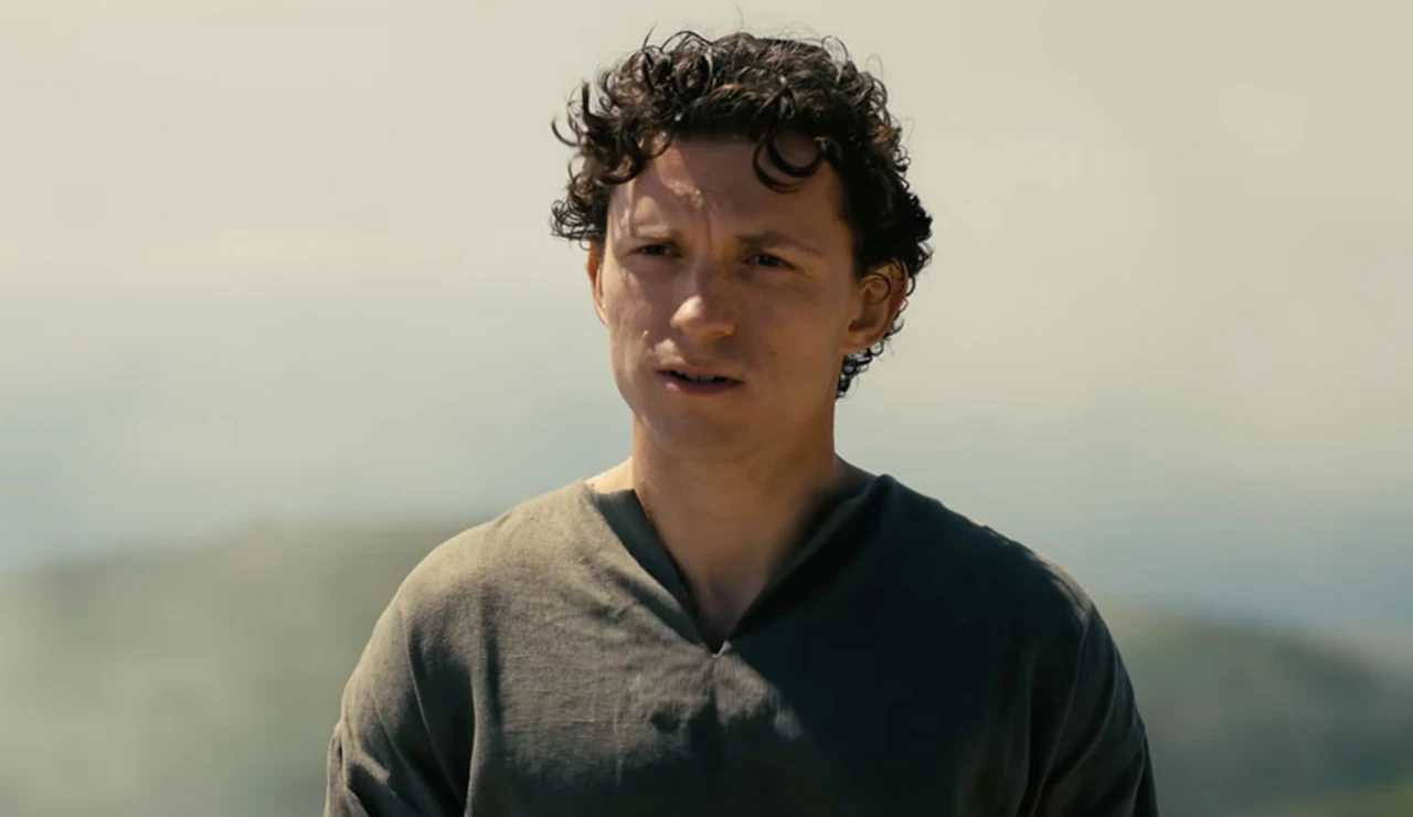 Tom Holland como Telémaco en La Odisea