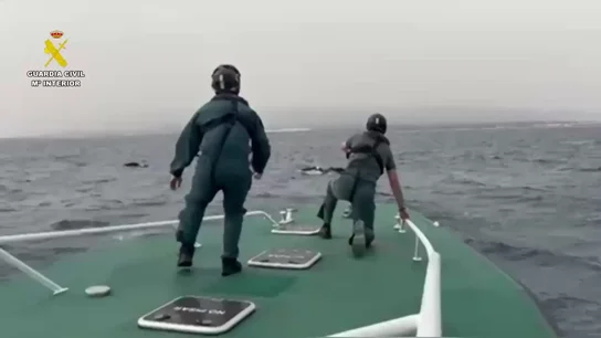 La Guardia Civil rescata a un deportista de wingfoil a la deriva en Cabo de Gata La Guardia Civil rescata a un deportista de wingfoil a la deriva en Cabo de Gata
