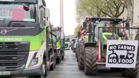 Protestas en Irlanda: manifestantes bloquean la refiner&iacute;a de petr&oacute;leo ante la subida de los precios