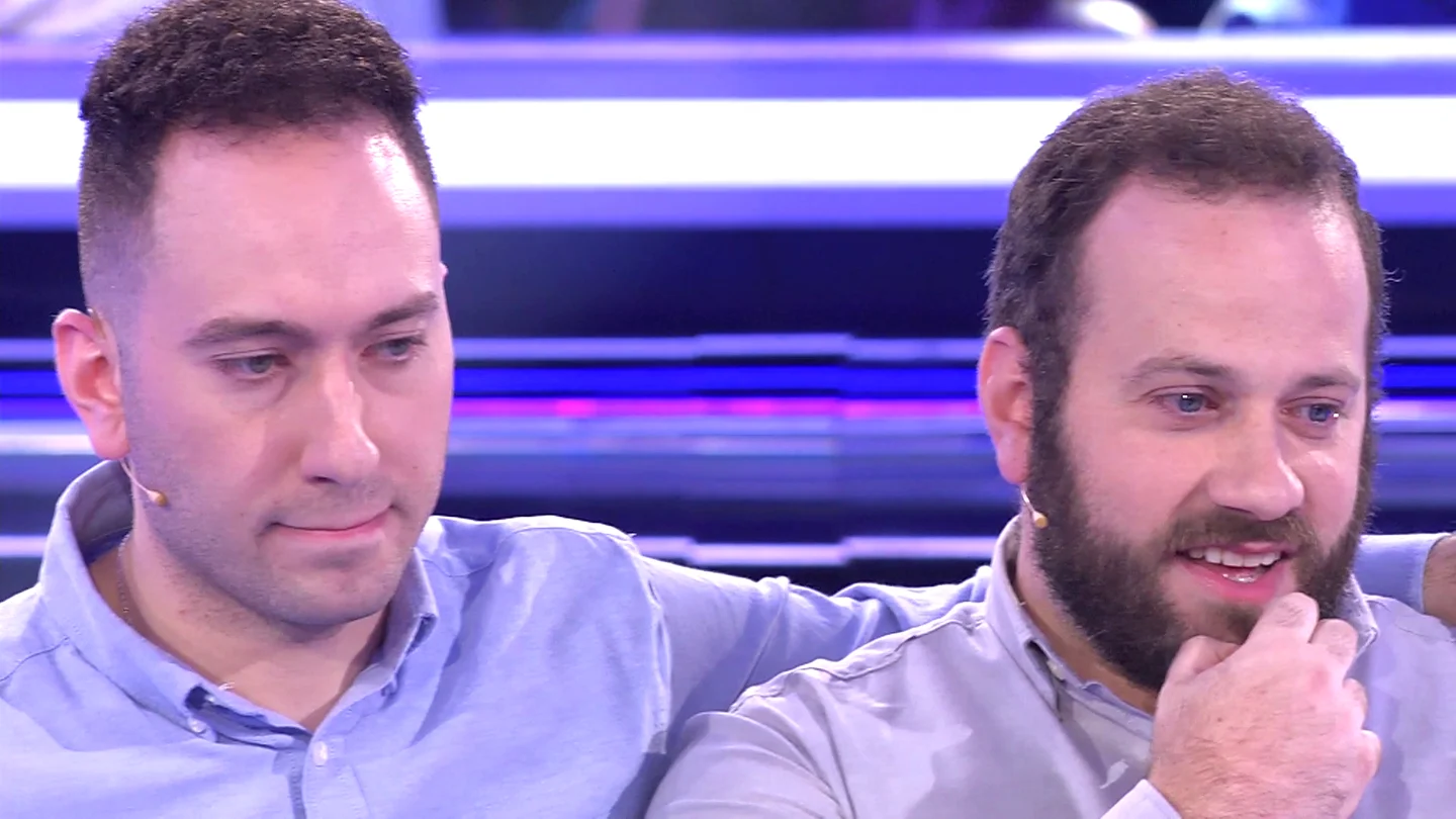 Juan y Emérito, en la cuerda floja tras un cambio de fajos de última hora: “Por jugar” Juan y Emérito, en la cuerda floja tras un cambio de fajos de última hora: “Por jugar”