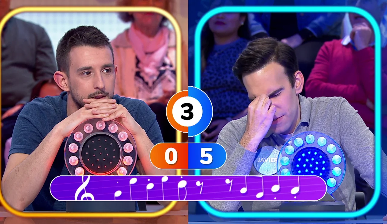 Javier y David sufren para sacar esta canción de La Pista: “En casa ya la sabéis”