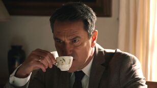 Beatriz seduce a Gabriel