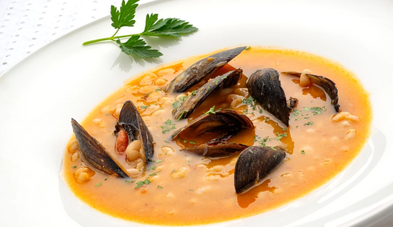 Alubia blanca con mejillones