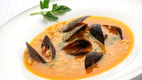 Alubia blanca con mejillones Alubia blanca con mejillones