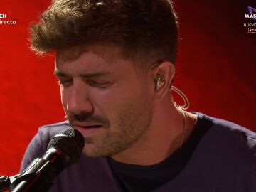 &iexcl;Pura emoci&oacute;n! El bonito homenaje de Pablo Albor&aacute;n a los sanitarios