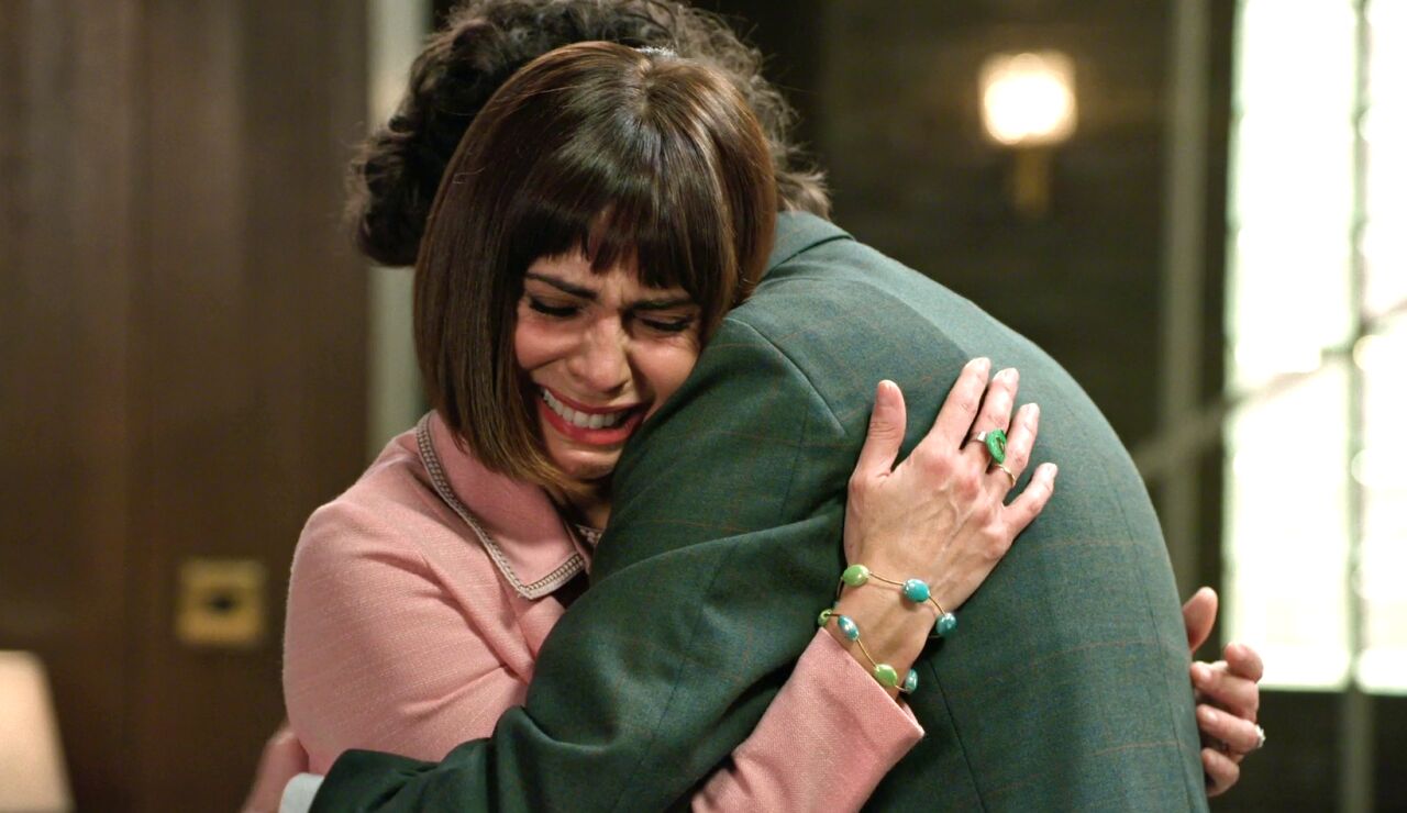 Nieves, al l&iacute;mite, llama a Marisol y le reprocha que haya destrozado a su familia: &ldquo;&iquest;Qu&eacute; clase de mujer hace una cosa as&iacute;?&rdquo;