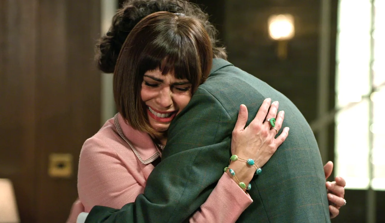 Nieves, al límite, llama a Marisol y le reprocha que haya destrozado a su familia: “¿Qué clase de mujer hace una cosa así?”