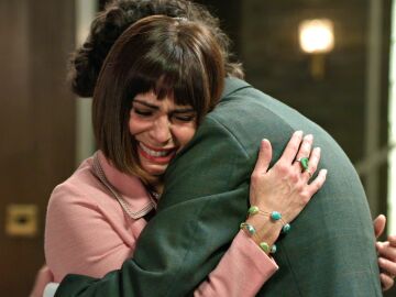 Nieves, al l&iacute;mite, llama a Marisol y le reprocha que haya destrozado a su familia: &ldquo;&iquest;Qu&eacute; clase de mujer hace una cosa as&iacute;?&rdquo;