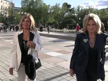 Cari y Miriam Lapique Cari y Miriam Lapique