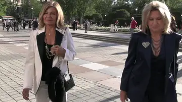 Cari y Miriam Lapique Cari y Miriam Lapique