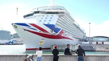 Acusan a un menor de 16 años de abusar sexualmente y asesinar a su hermanastra en un crucero Acusan a un menor de 16 años de abusar sexualmente y asesinar a su hermanastra en un crucero