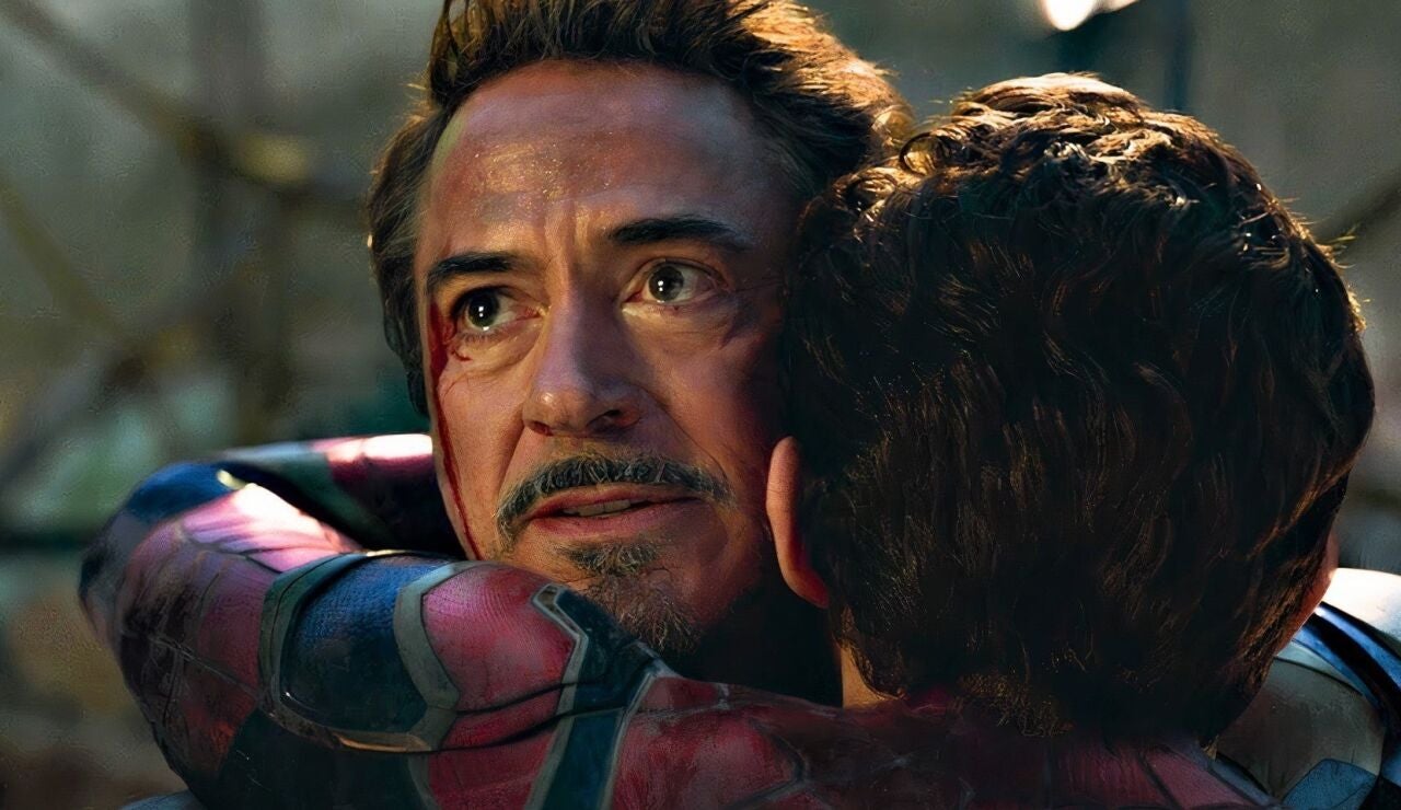Robert Downey Jr. y Tom Holland en Vengadores: Infinity War