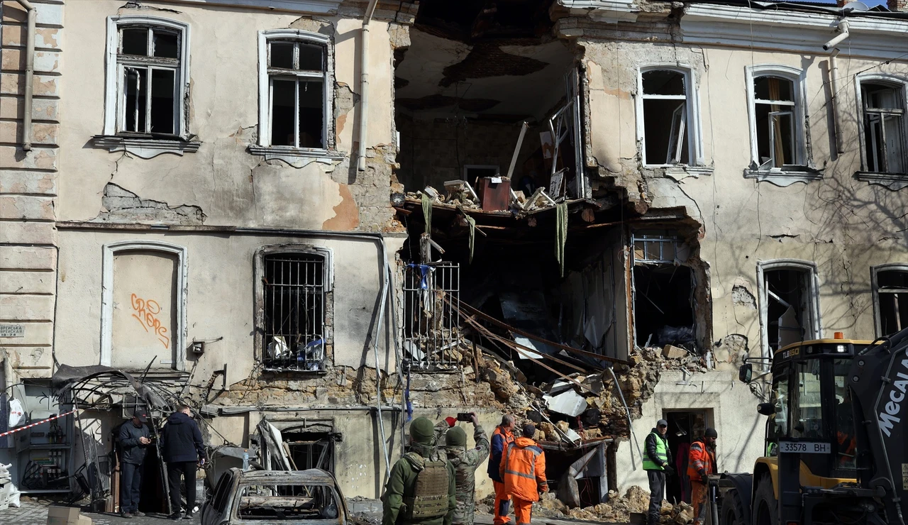 Nuevo ataque del Ejército ruso en Kiev deja 15 muertos y un centenar de heridos