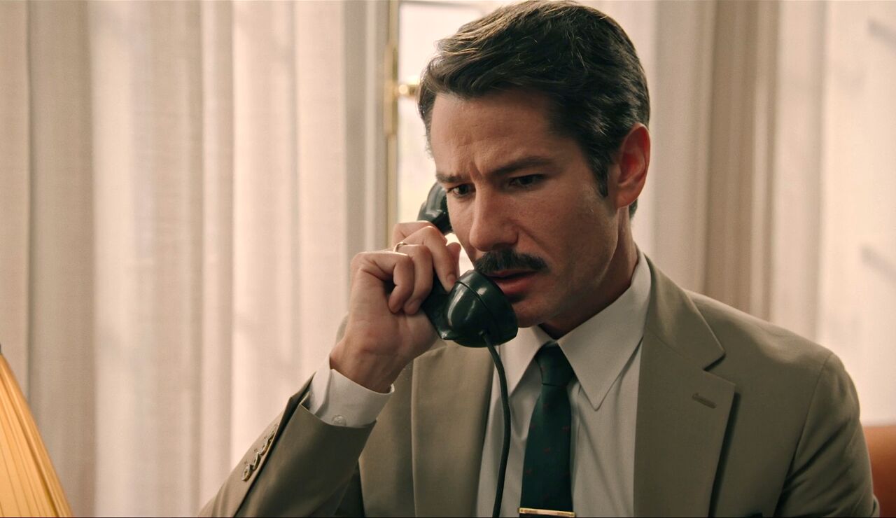 Pelayo llama a Marta decidido a revelar la verdad sobre la marcha de Fina