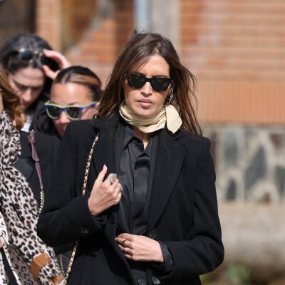 Sara Carbonero en el funeral de su madre