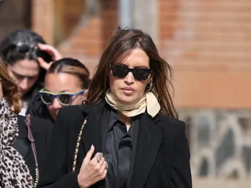 Sara Carbonero en el funeral de su madre Sara Carbonero en el funeral de su madre