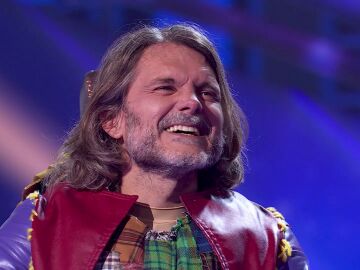 &iexcl;Salva Reina, desenmascarado!: el actor se escond&iacute;a bajo el Caracol de Mask Singer