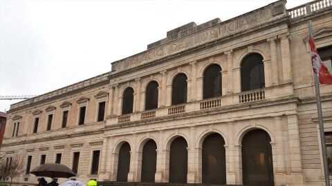 Condenada por llamar "puto negro" a un ni&ntilde;o al que amenaz&oacute; con "cortarle los huevos" en Burgos