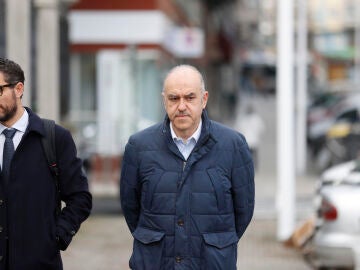 Manuel Reija a su llegada a la Audiencia Provincial de A Coru&ntilde;a