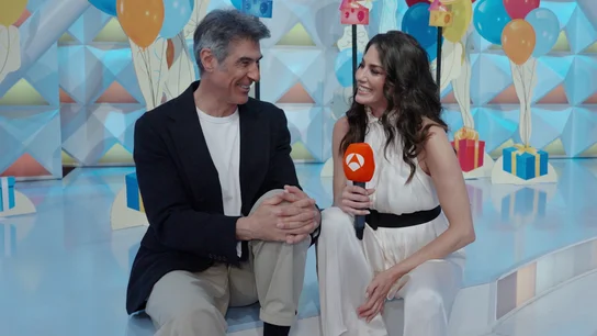 “No podemos decir otra cosa que no sea gracias”: Jorgé Fernández y Laura Moure agradecen la fidelidad de la audiencia “No podemos decir otra cosa que no sea gracias”: Jorgé Fernández y Laura Moure agradecen la fidelidad de la audiencia