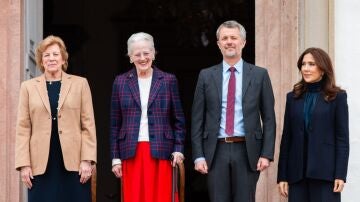 Ana Mar&iacute;a de Grecia, Margaret de Dinamarca, Federico X y Mary de Dinamarca, de izquierda a derecha