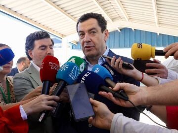 Moreno saluda el pacto PP-Vox en Extremadura pero remarca que quiere "gobernar en solitario" y evitar una coalici&oacute;n