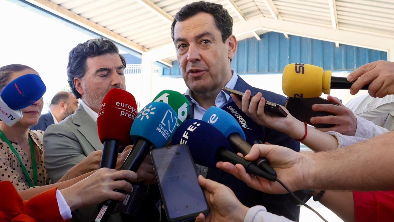 Moreno Bonilla defiende gobernar en solitario después del pacto en Extremadura