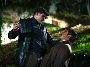 &ldquo;Esta vez voy a acabar el trabajo&rdquo;: &Aacute;lvaro apu&ntilde;ala a Pelayo para proteger el secreto de Beatriz 