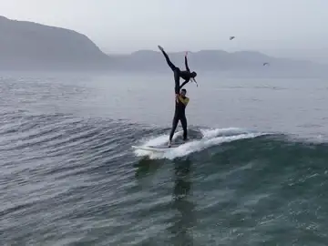 Así nació el tandem surf de la pareja canaria campeona de España Así nació el tandem surf de la pareja canaria campeona de España