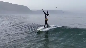 Así nació el tandem surf de la pareja canaria campeona de España Así nació el tandem surf de la pareja canaria campeona de España