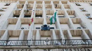 Condenas de hasta 15 años de cárcel a tres varones por la violación grupal a una menor en Écija (Sevilla) Condenas de hasta 15 años de cárcel a tres varones por la violación grupal a una menor en Écija (Sevilla)