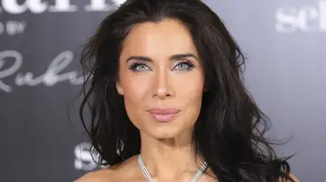 Pilar Rubio ante las cámaras en un evento Pilar Rubio ante las cámaras en un evento