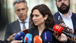 Ayuso ante los medios