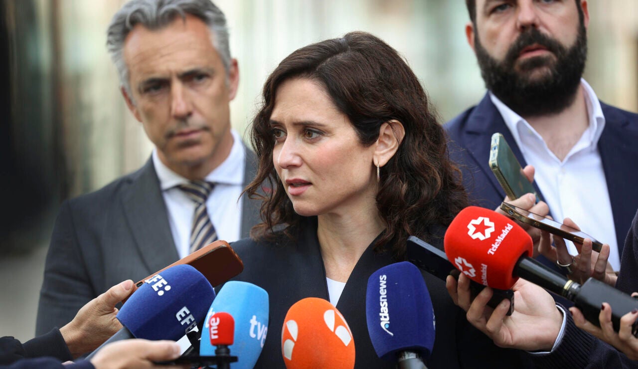 Ayuso ante los medios