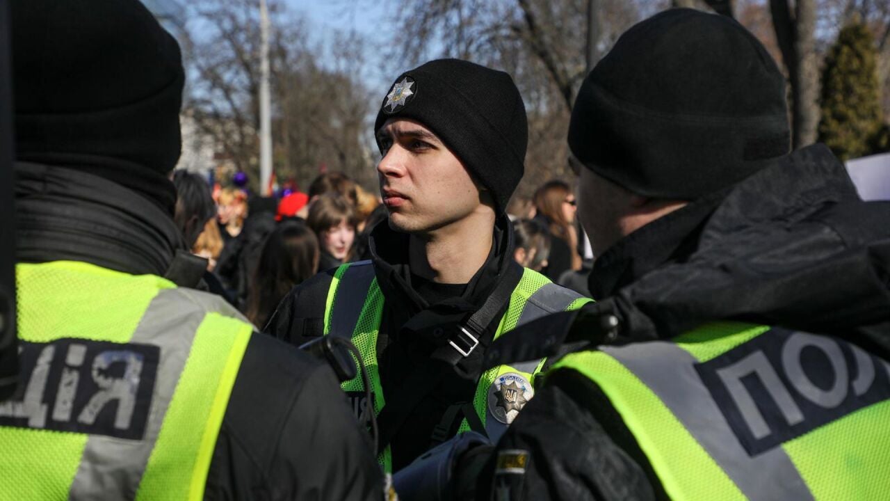 Al menos seis muertos y nueve heridos en un tiroteo en un supermercado de Kiev