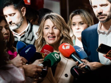 La vicepresidenta segunda del Gobierno y ministra de Trabajo y Econom&iacute;a Social, Yolanda D&iacute;az, y el ministro de Cultura, Ernest Urtasun, participan en el acto &lsquo;Conectando Cultura y Econom&iacute;a Social: bases para una agenda com&uacute;n&rsquo;, a 16 de abril de 2026, en Madrid (Espa&ntilde;a). El acto forma un espacio de encuentro y de di&aacute;logo con m&uacute;ltiples entidades de la Econom&iacute;a Social, en el Espacio Infinito Delicias. 16 ABRIL 2026 Carlos Luj&aacute;n / Europa Press 16/04/2026