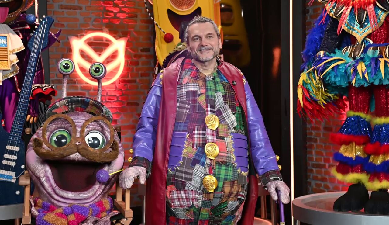 "&iquest;C&oacute;mo han podido pensar en m&iacute; para esto?": Salva Reina se sincera sobre su paso por Mask Singer como Caracol