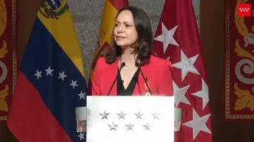 Isabel Díaz Ayuso entrega a María Corina Machado la Medalla de Oro de la región Isabel Díaz Ayuso entrega a María Corina Machado la Medalla de Oro de la región