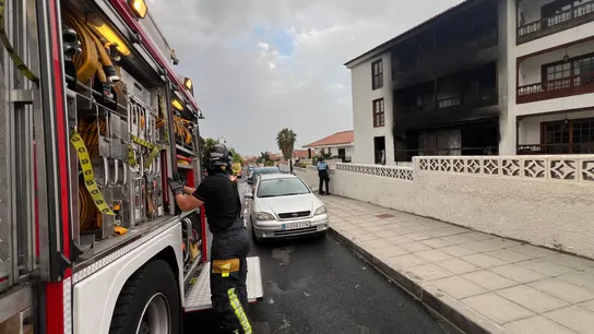 Incendio en el el barrio de El Toscal, en Los Realejos Incendio en el el barrio de El Toscal, en Los Realejos